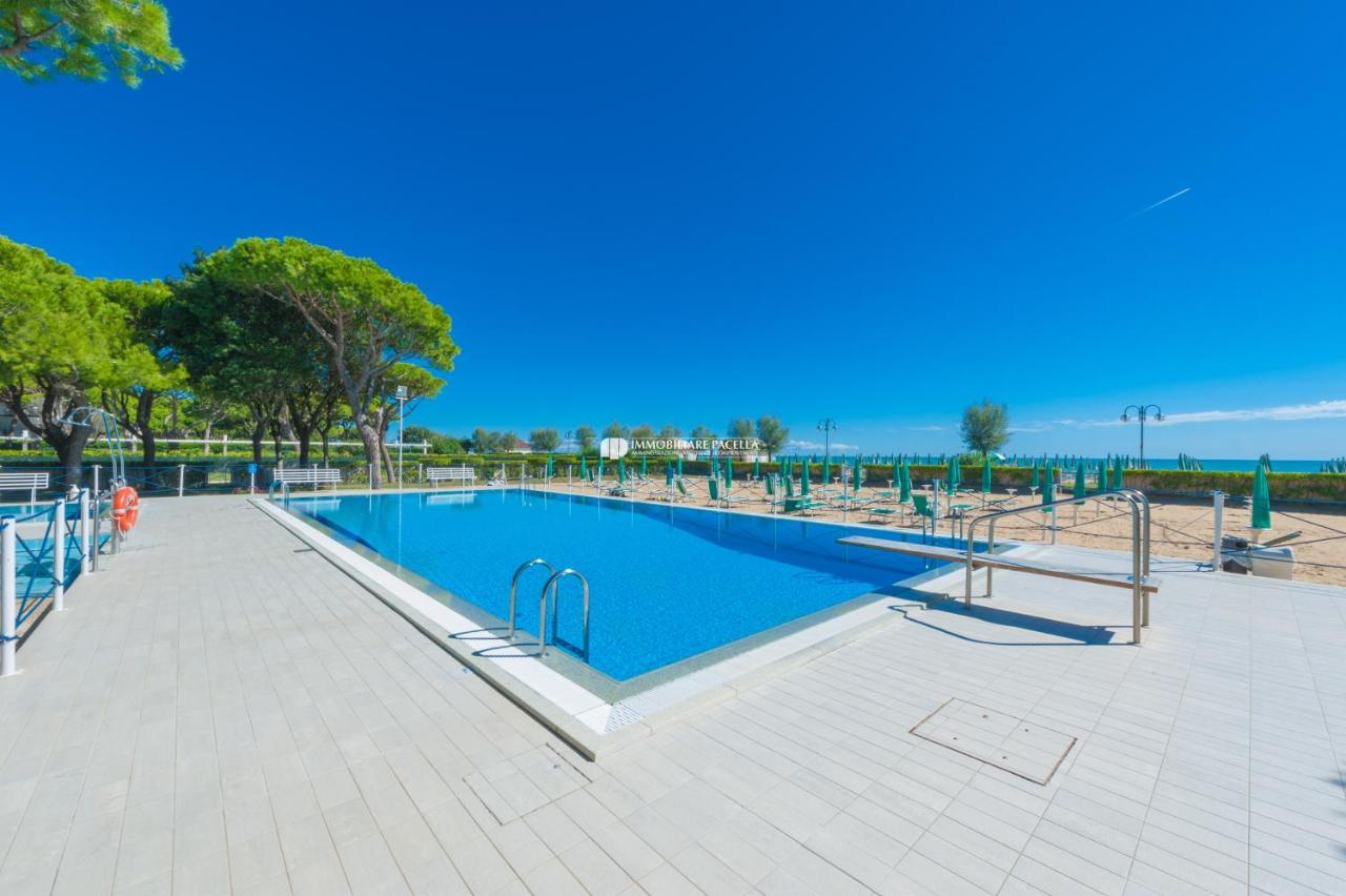 Park Residence Immobiliare Pacella リド・ディ・イエゾロ エクステリア 写真